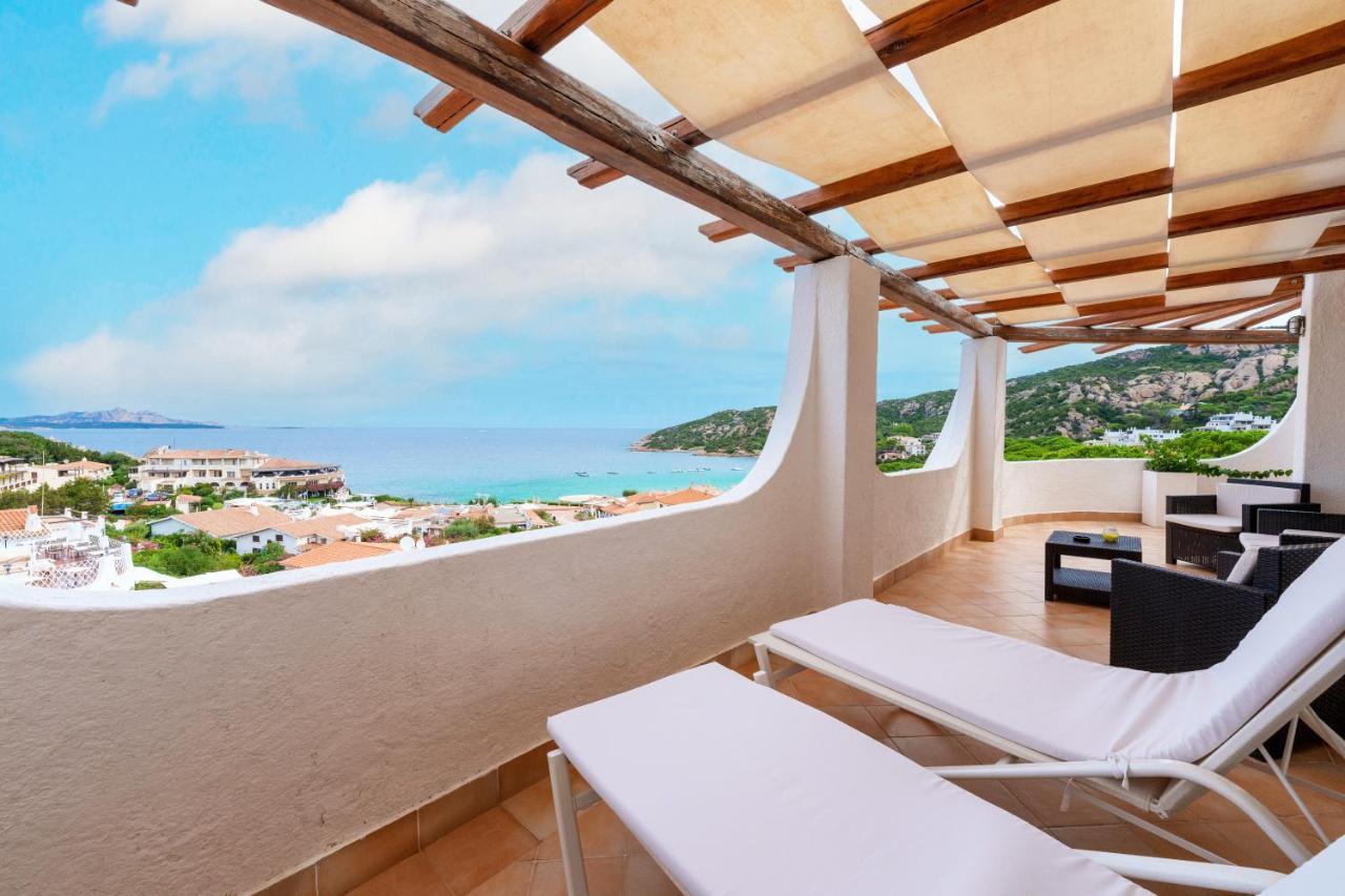 Hotel Punta Est Baja Sardinia Exteriör bild