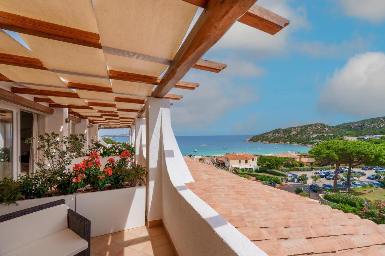 Hotel Punta Est Baja Sardinia Exteriör bild